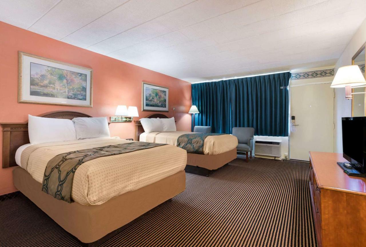 Hotel Royal Clearfield